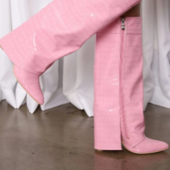 SOMETHING DIFFERENT Knee High Boots - Pink ( BRAND NEW !!! ) - Picture 2 of 6